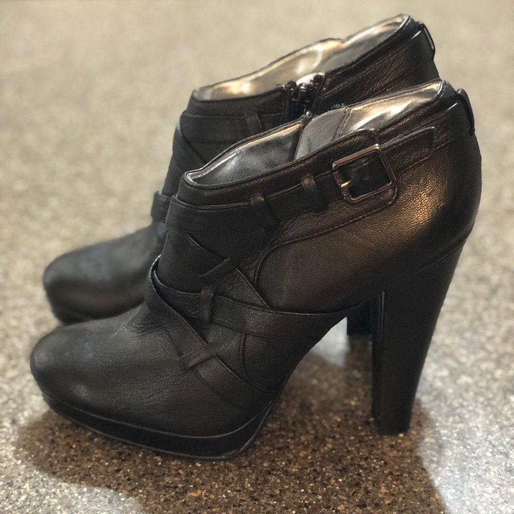 Shoe